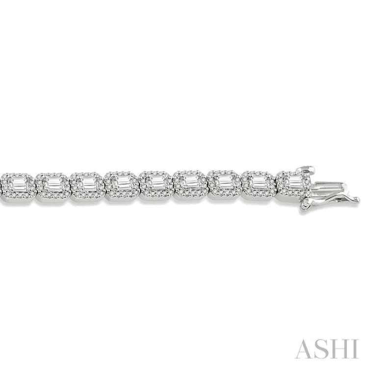 6 Ctw Emerald & Round Cut Diamond Halo Bracelet in 14K White Gold