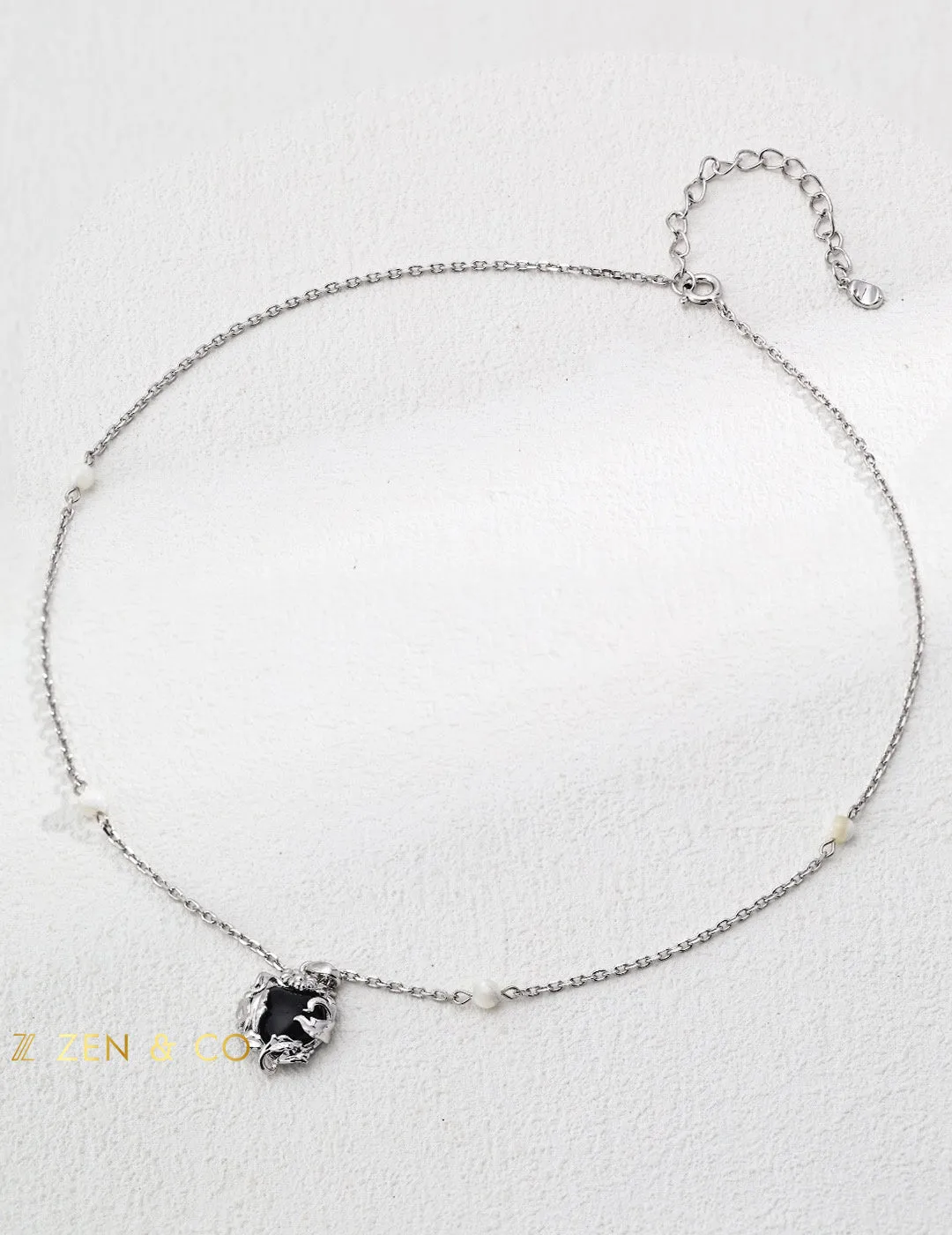 ALARA Black Onyx Pendant Necklace