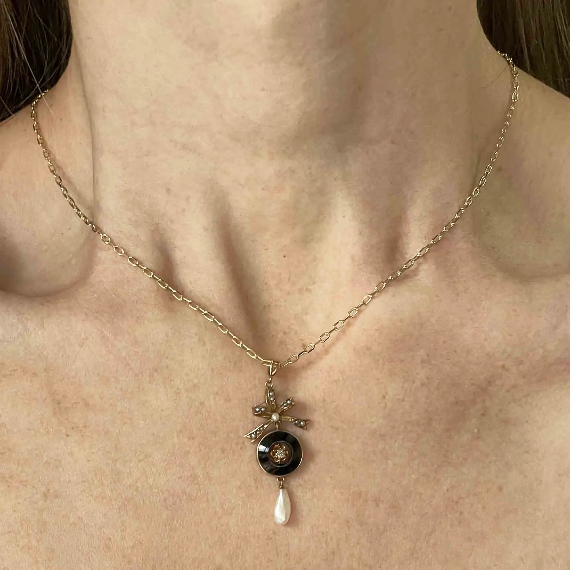 Art Deco 10K Gold Diamond Onyx Pearl Pendant Necklace