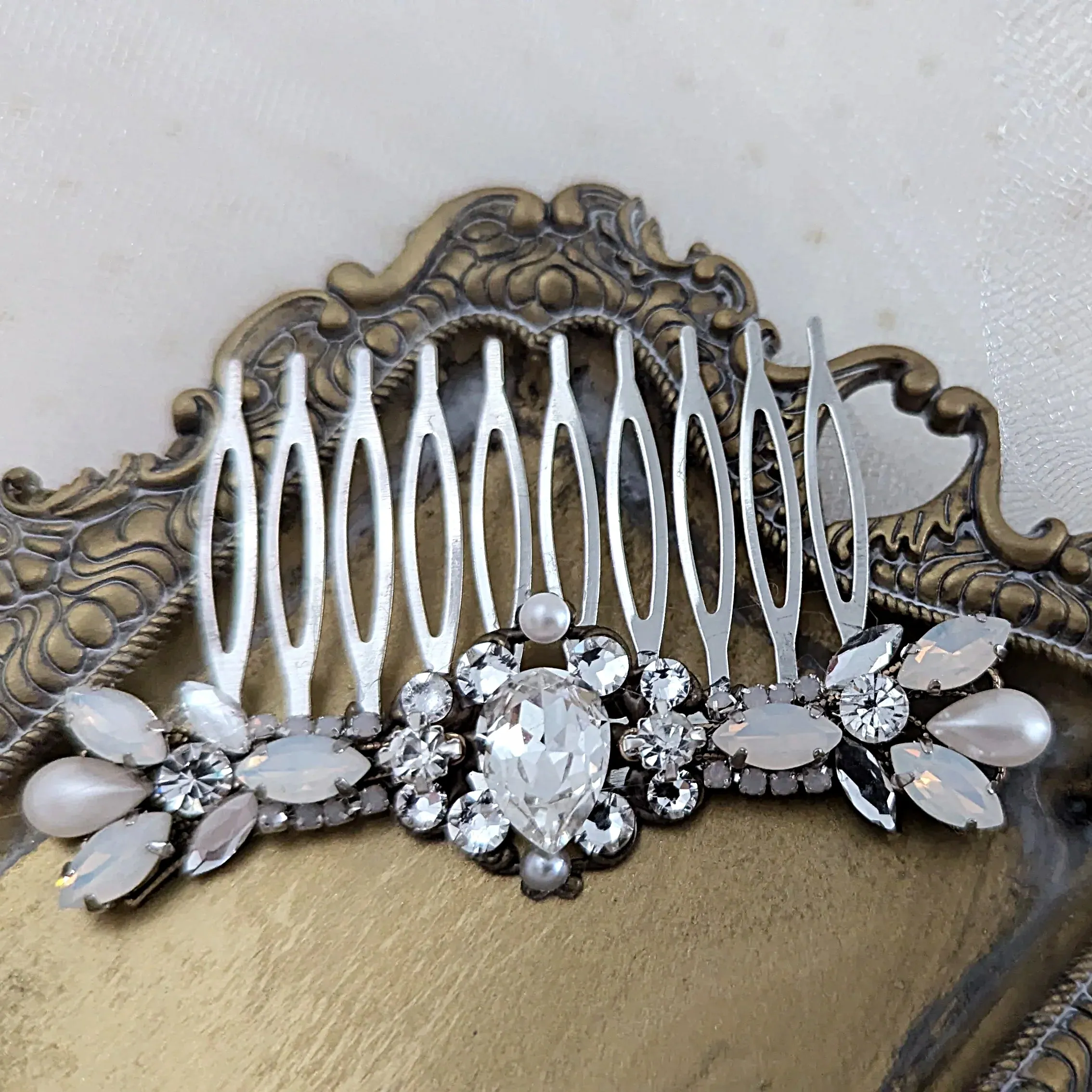 Art Deco Bow Floral Hair Comb