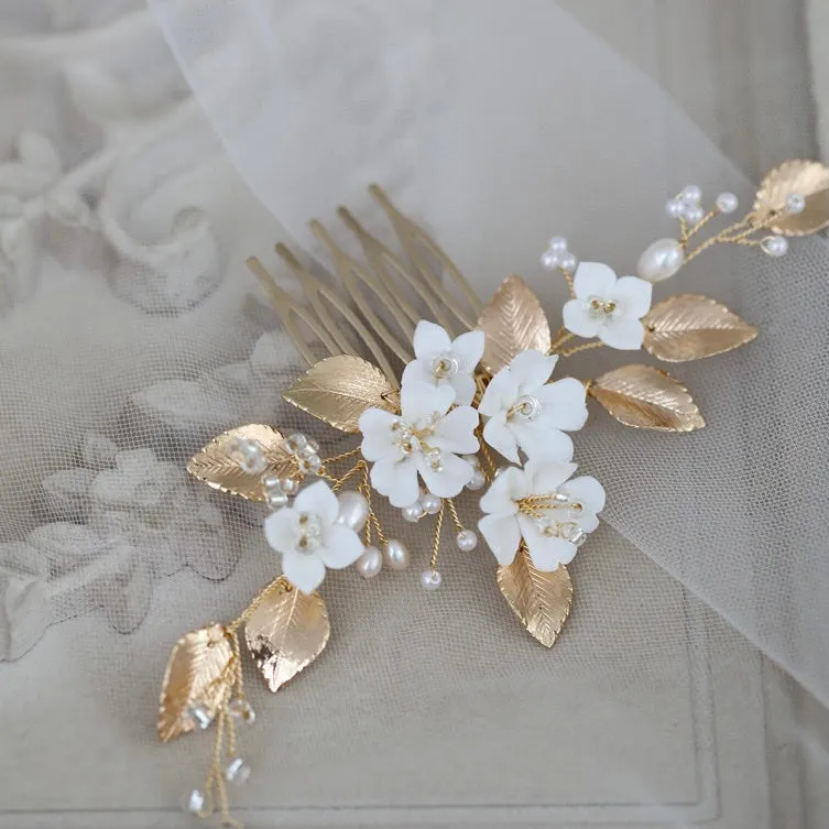 C191. floral bridal hair comb