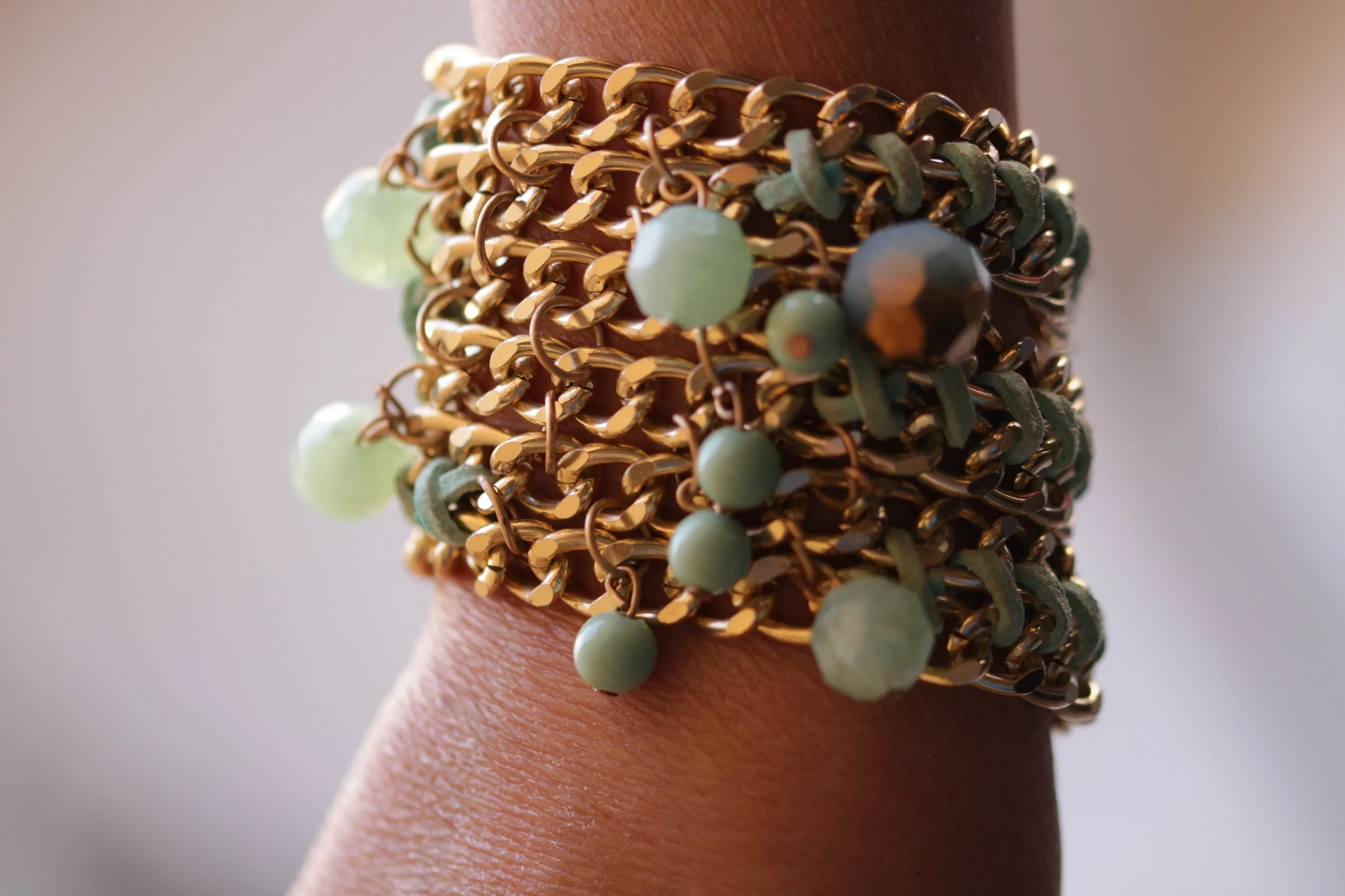 CHUNKY BEADED LINK BRACELET