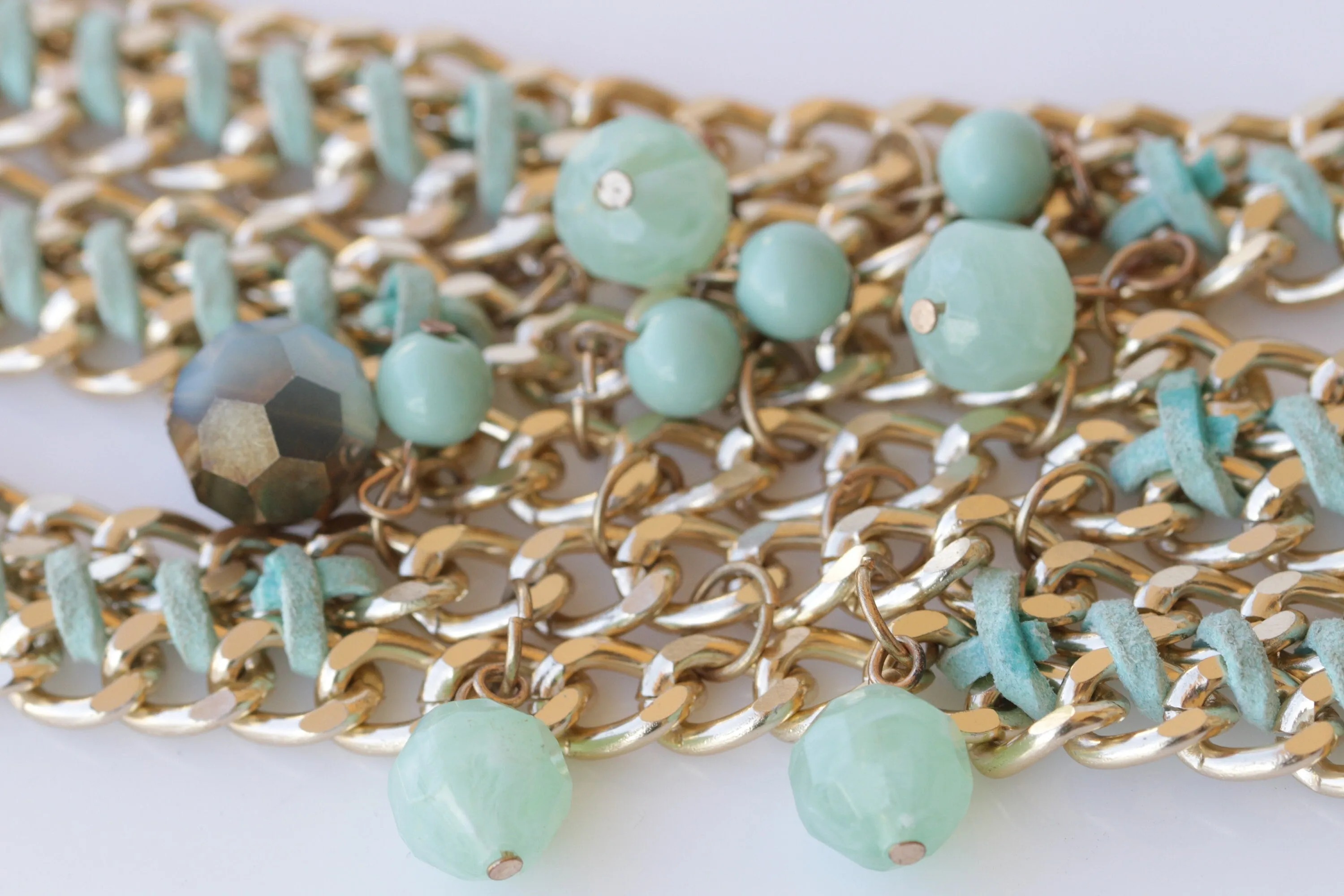 CHUNKY BEADED LINK BRACELET