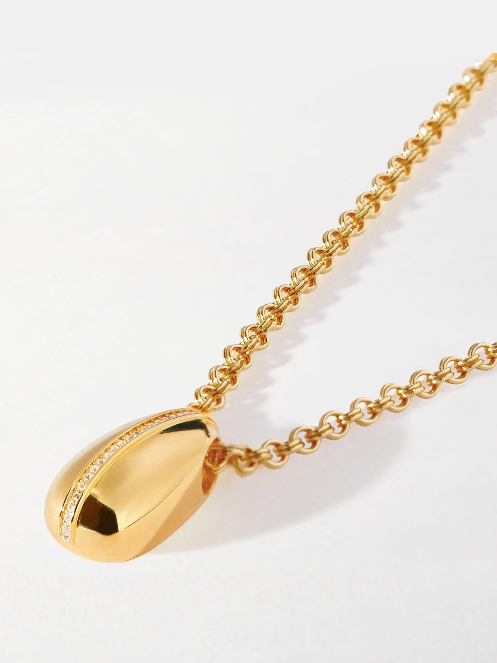 Dome pavé necklace