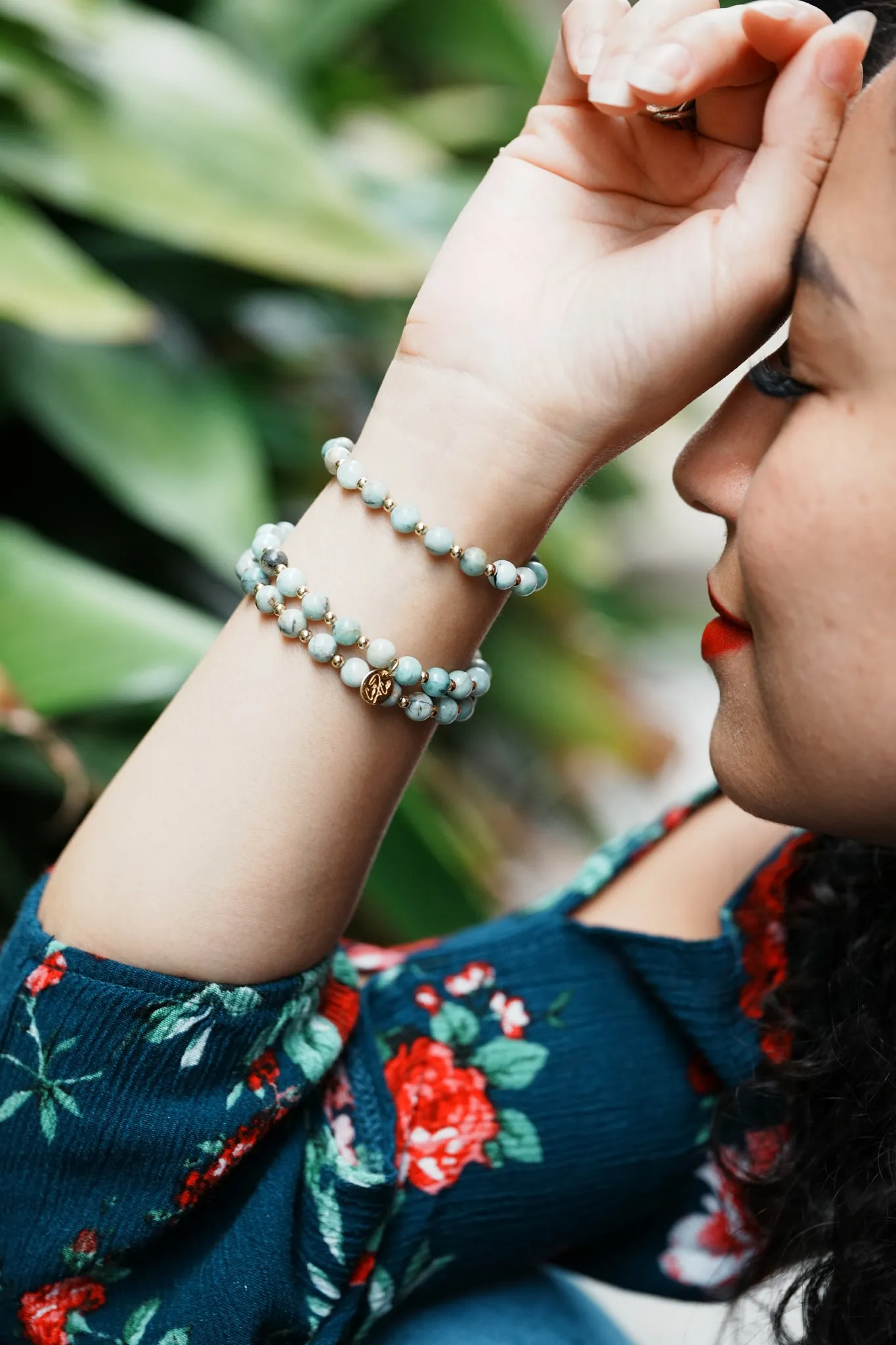 Golden Gaia Emerald Signature Stretch Bracelet