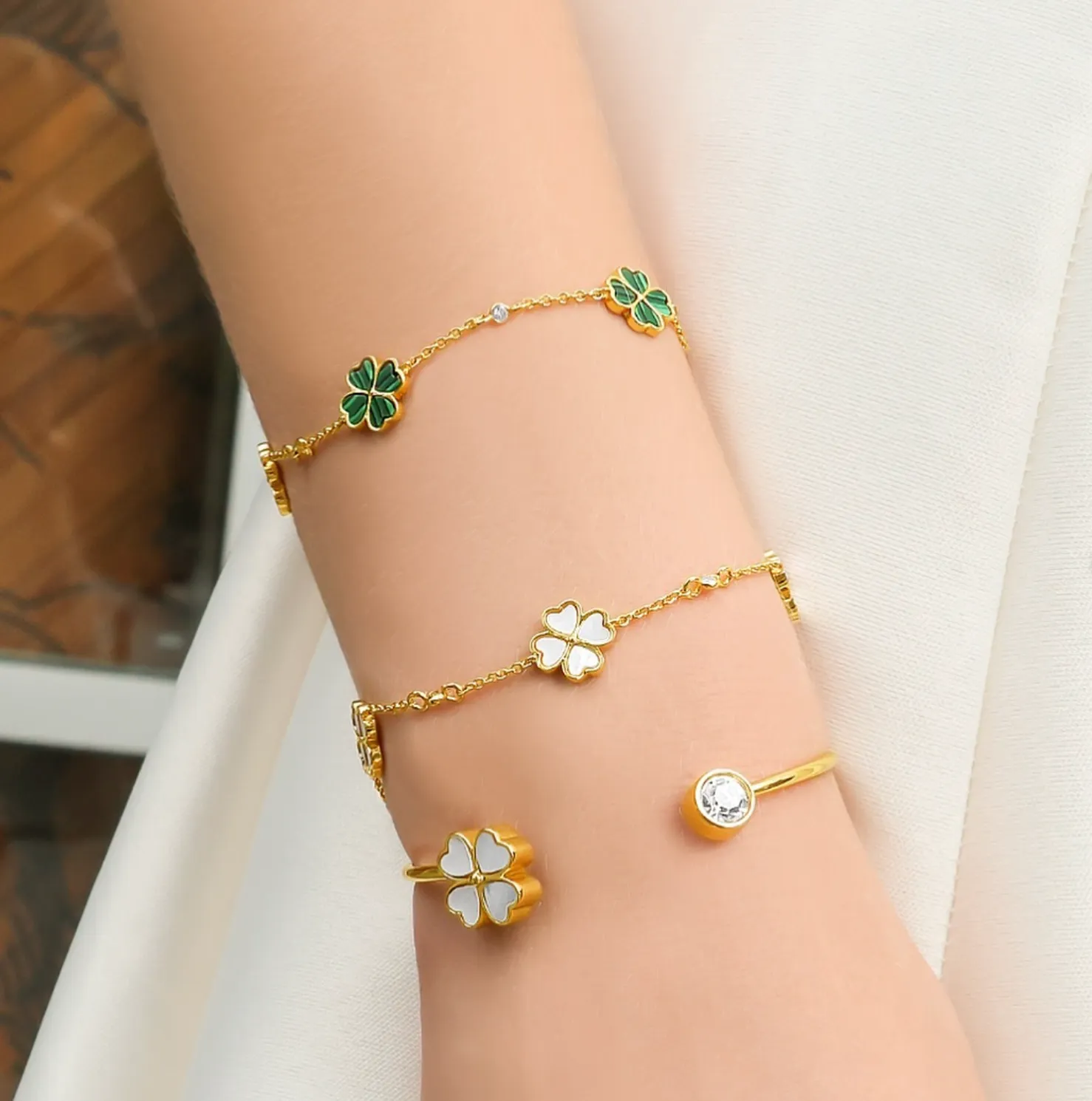 Lucky Emerald Clover Bracelet