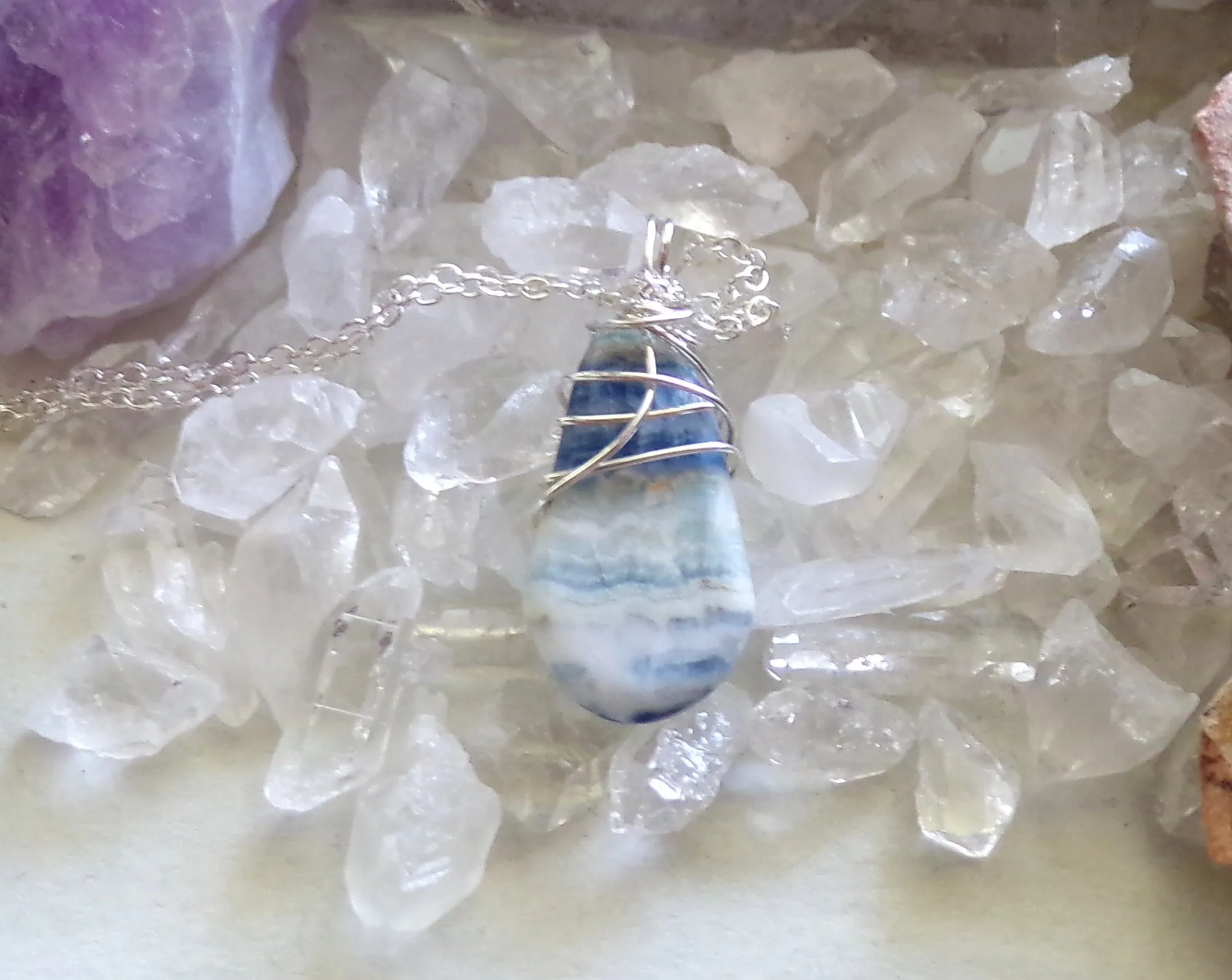 Natural Scheelite Lapis Lace Onxy Wire Wrapped Crystal Pendant Necklace