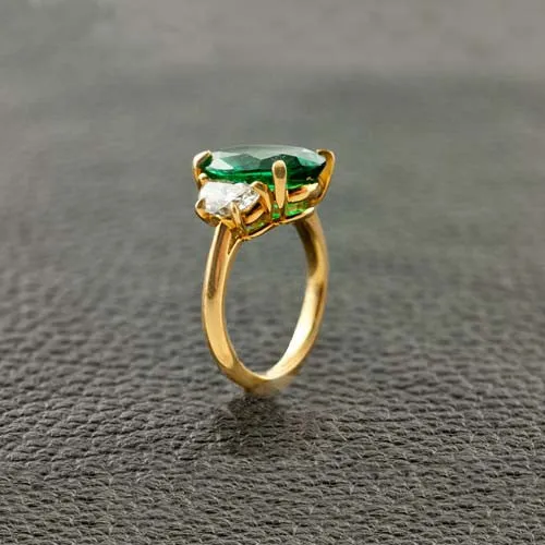 Oval Emerald & Diamond Ring