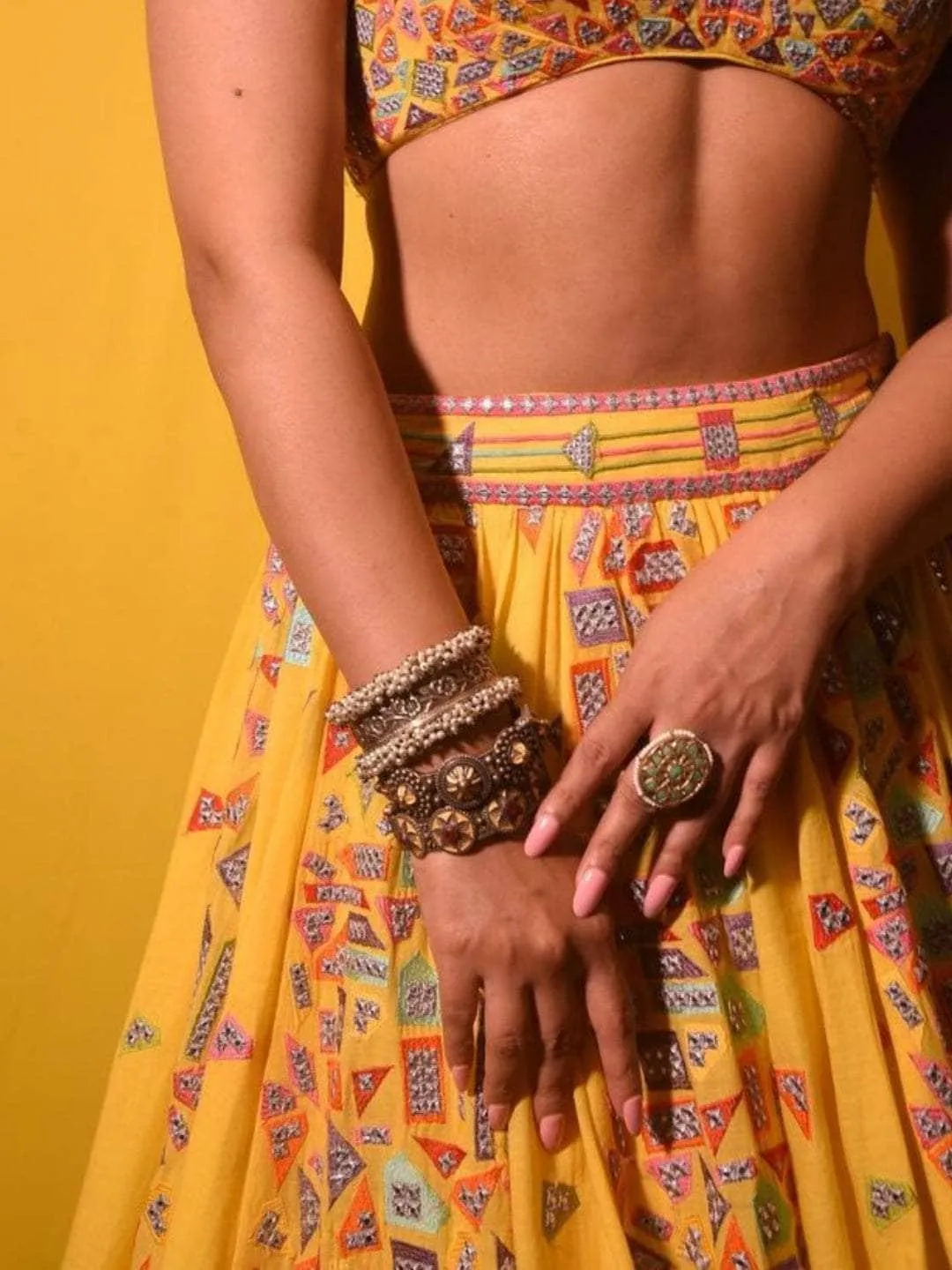 Pranutan Bahl In Oxidised Tribal Bangle With Red Stones