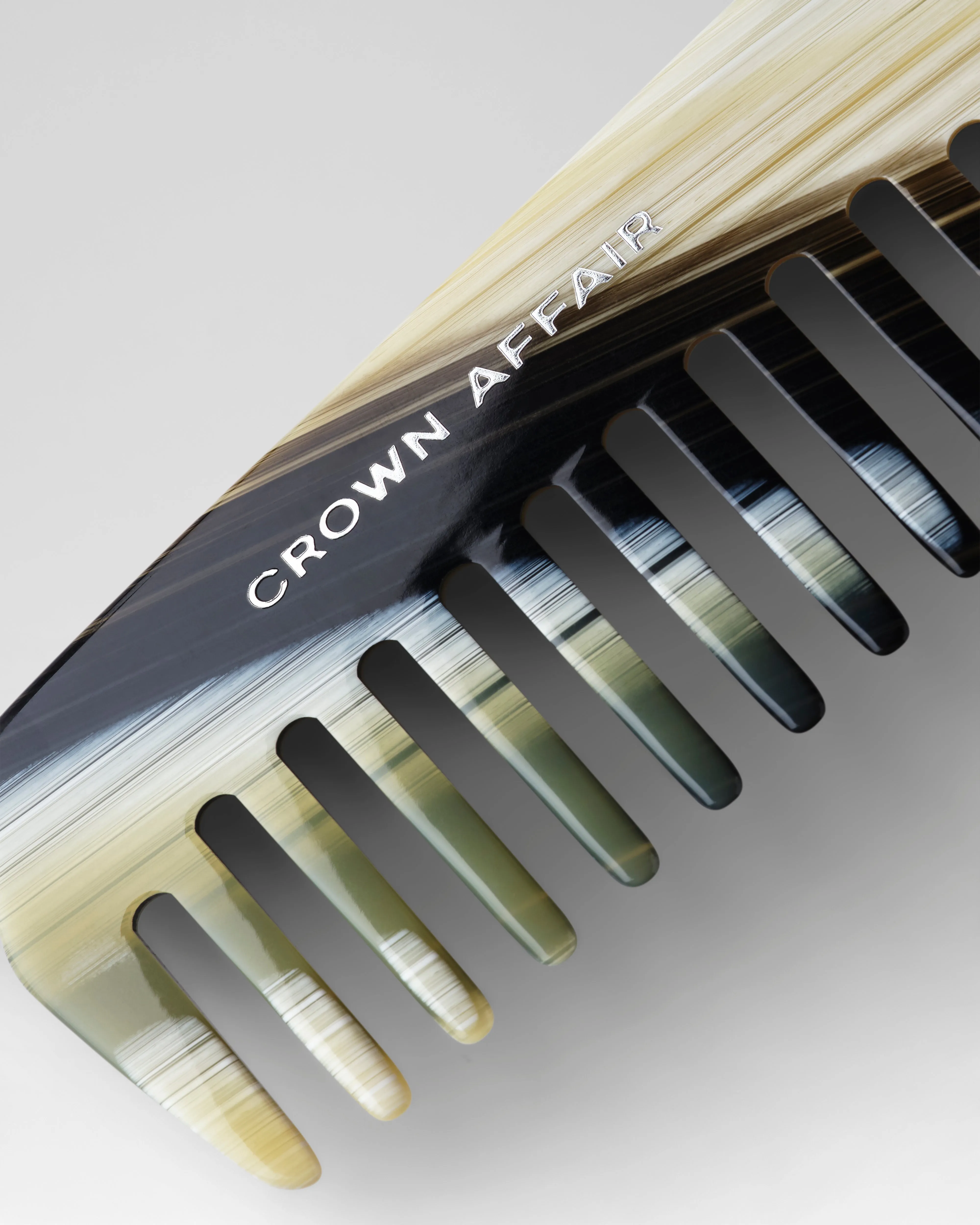 The Comb No. 002