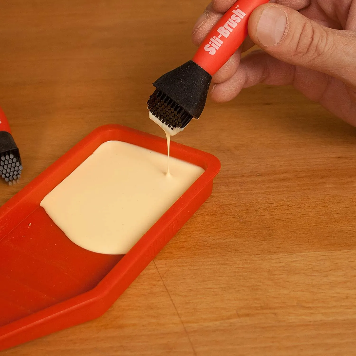 Toolcraft | Silicone Glue Tray w/Comb & 2 Silicone Glue Brushes