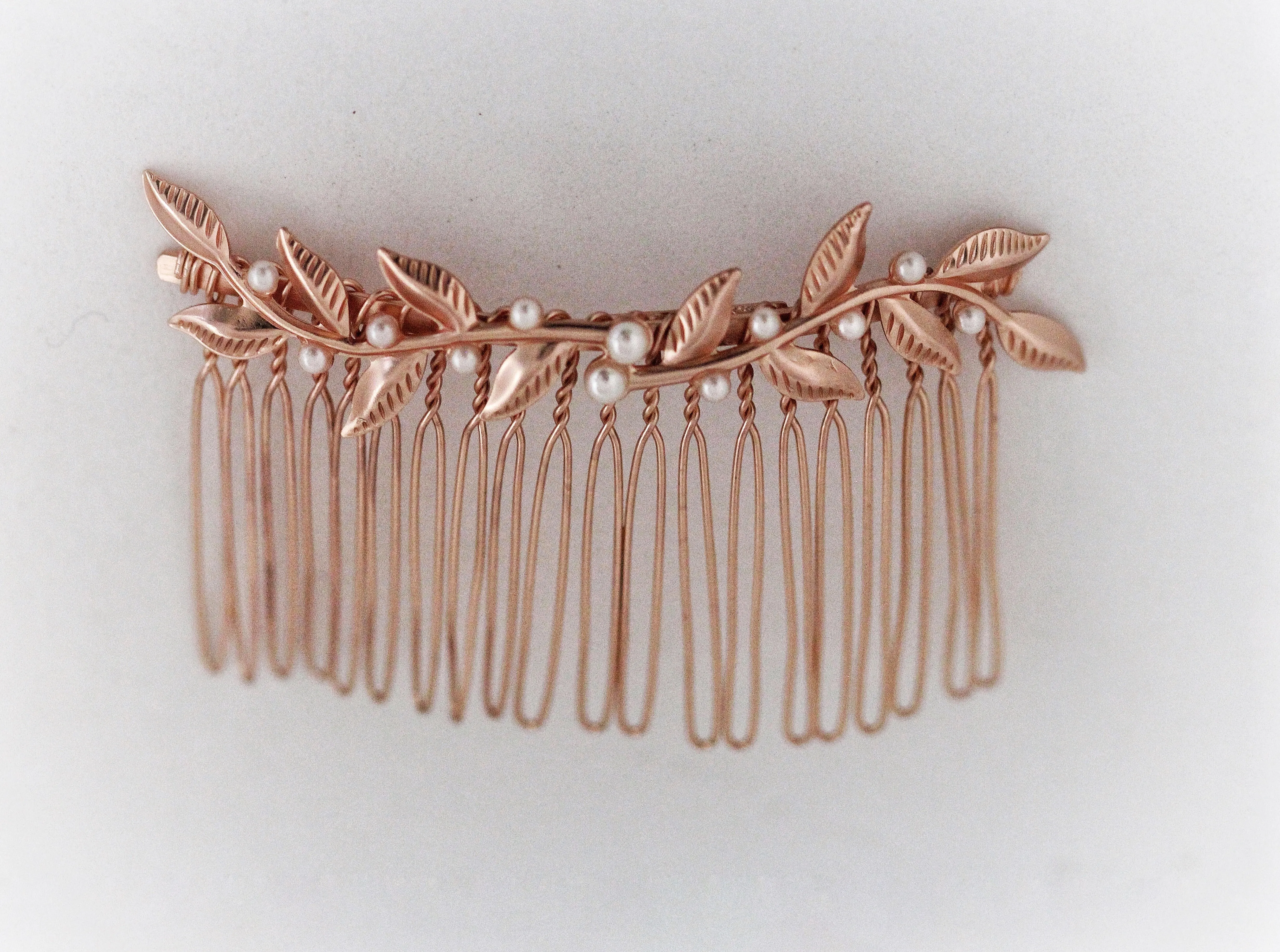 Twigs and Pearls Hair Comb