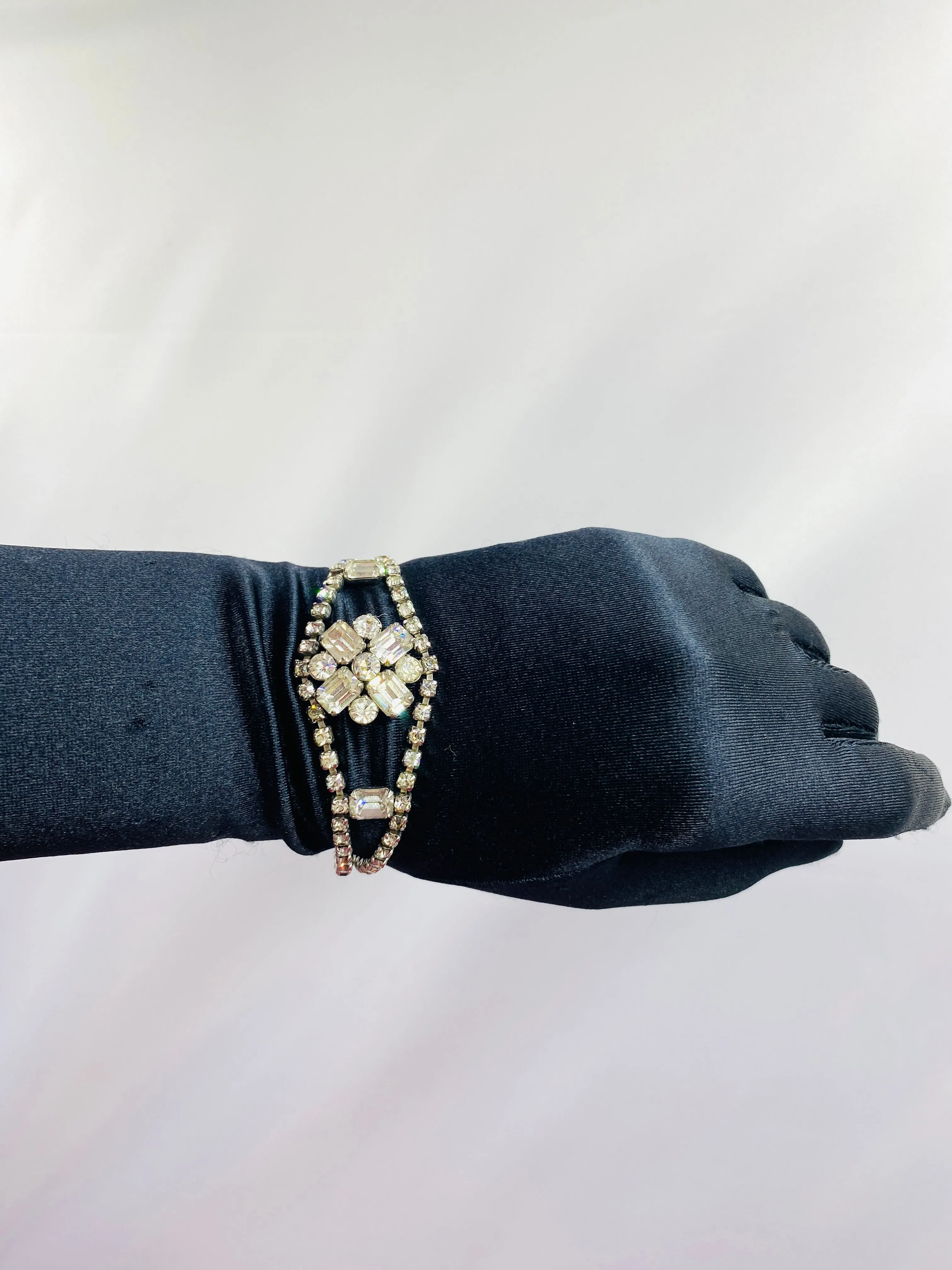 Vintage 1950s Rhinestone Flower Bracelet